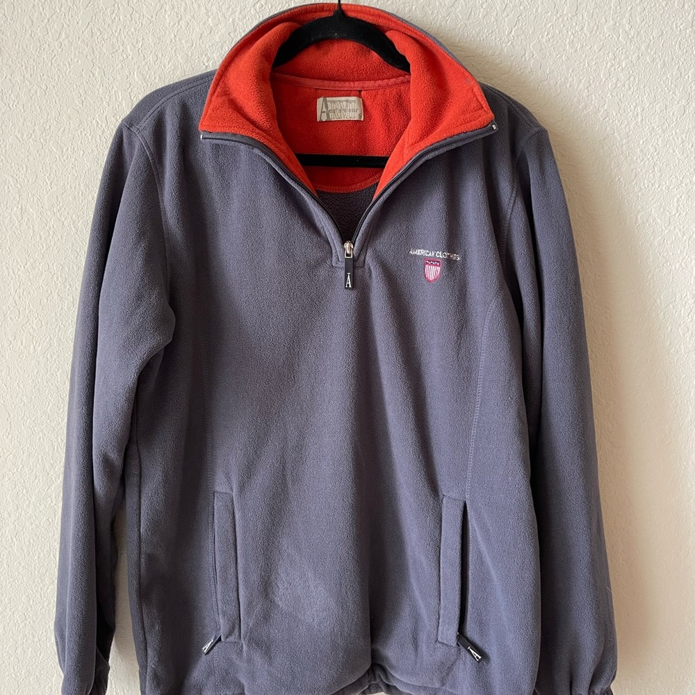 Cozy V-Neck Gray Sweater S